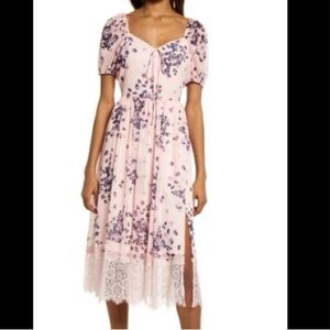 Woman’s Floral Chiffon dress